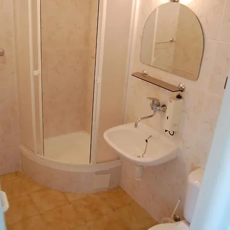 Neografia Quarto em Acomodações Particulares *