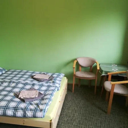 Neografia Quarto em Acomodações Particulares Martin